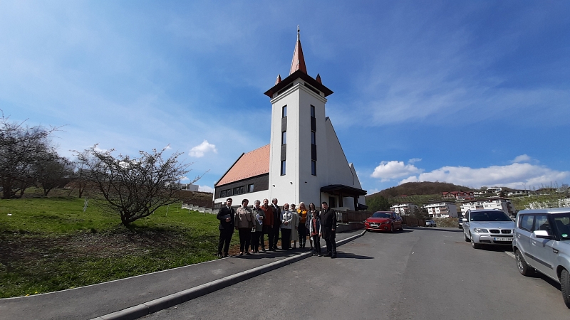 Rólunk